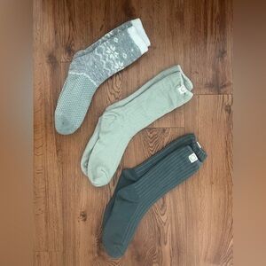 Primark Grey and Green Socks Set One Size